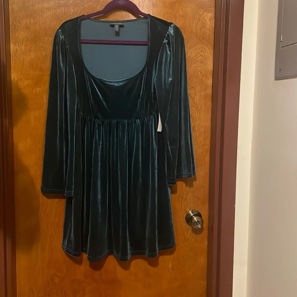 ModCloth Velvet Dress - Picture 1 of 5